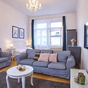Charles Bridge Premium Residence Πράγα