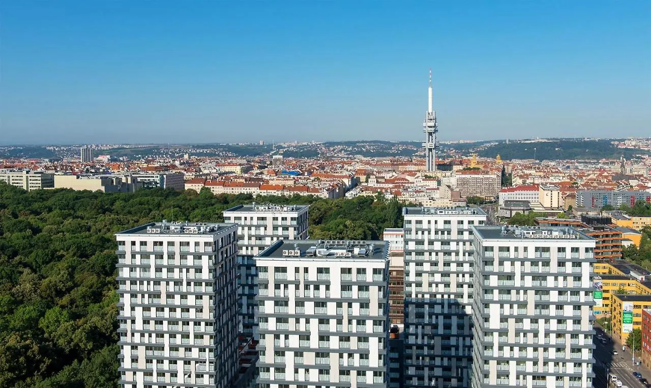 Apartment At Garden Towers Prague